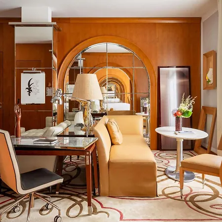 Hotel Le Royal Monceau Raffles Parigi