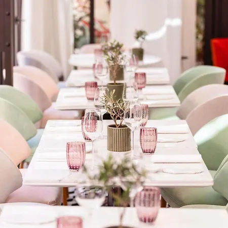 Hotel Le Royal Monceau Raffles 5*