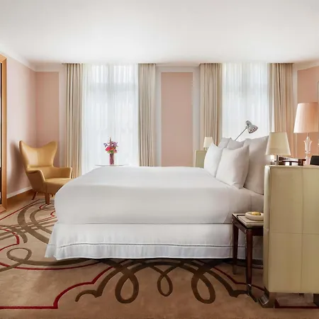 Le Royal Monceau Raffles Parigi