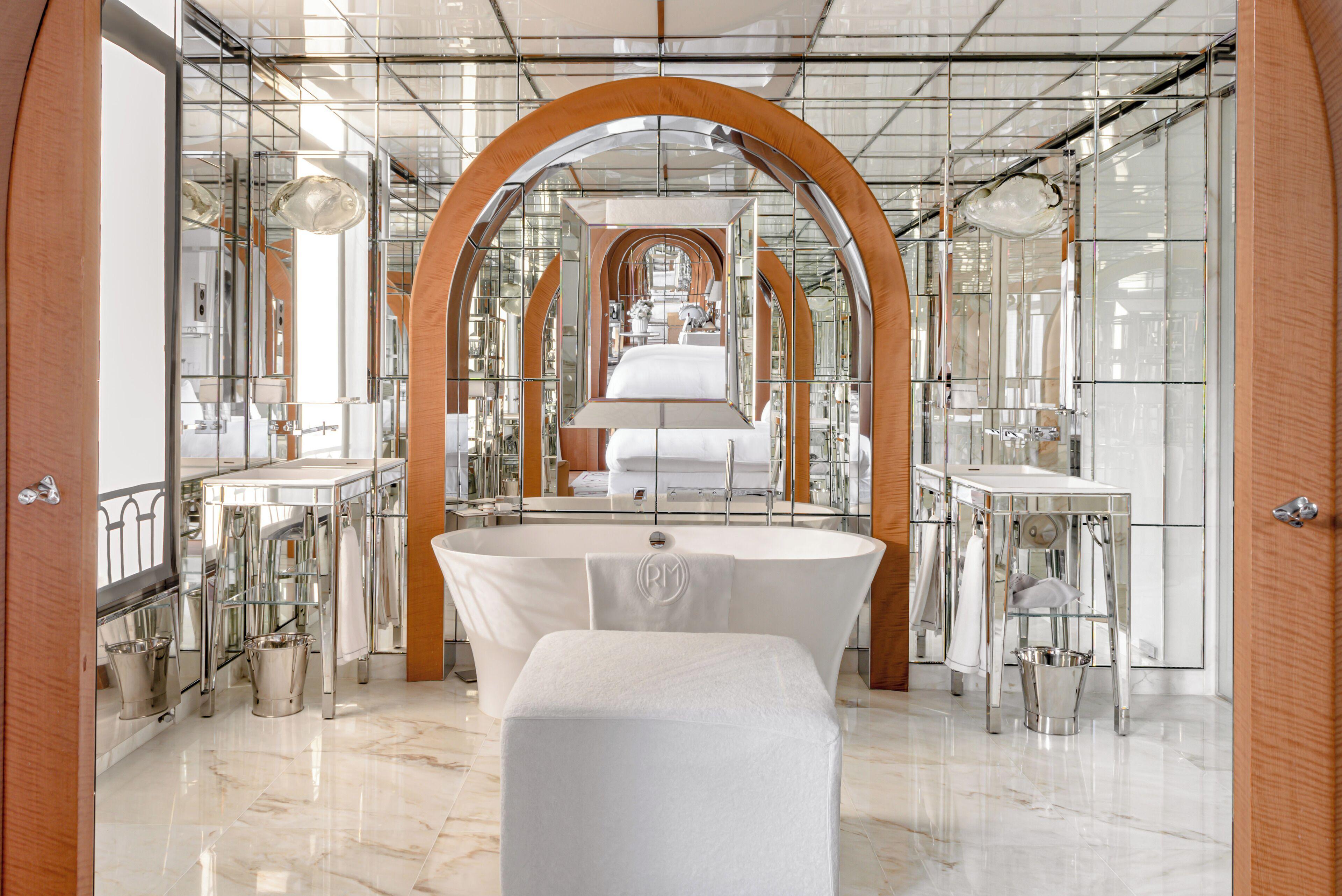 Hotel Le Royal Monceau Raffles Paris