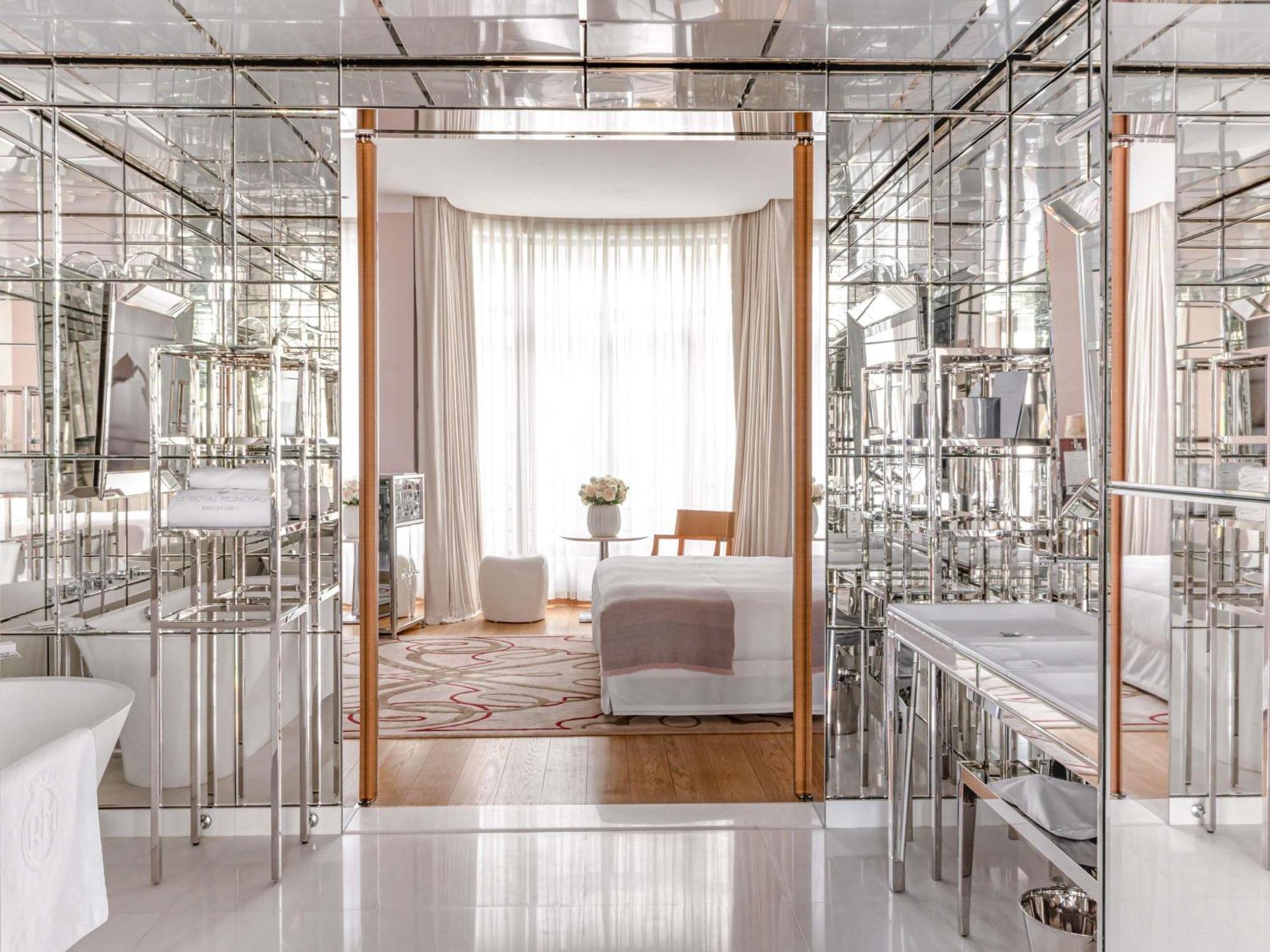 Le Royal Monceau Raffles Hotel 5*