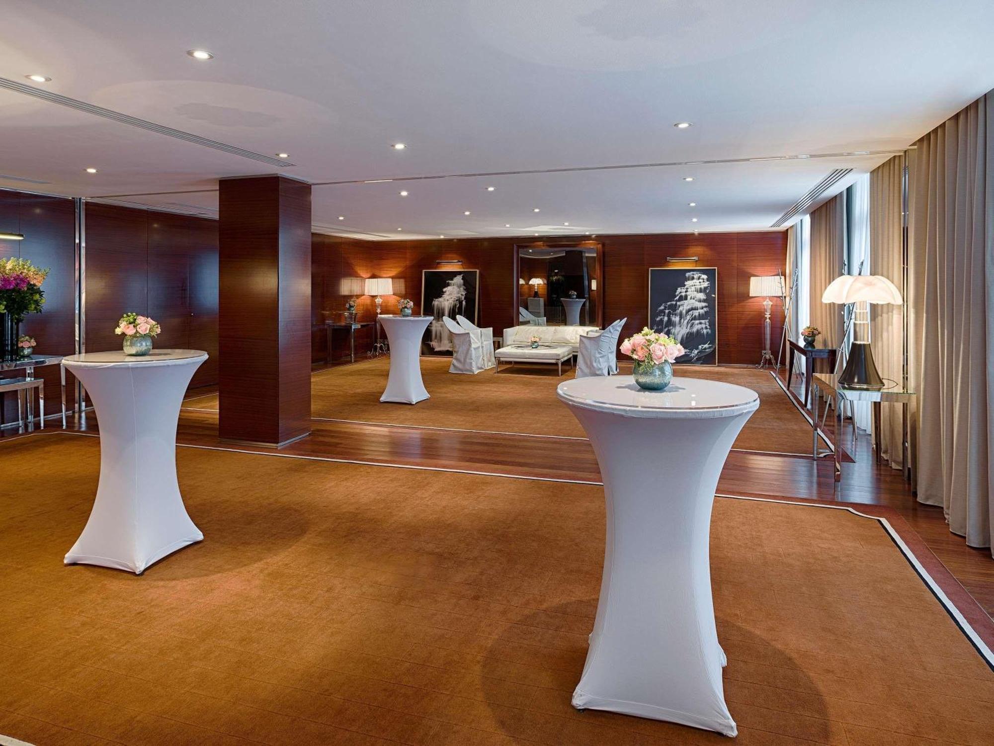 Le Royal Monceau Raffles Hotel