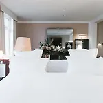 Hotel Le Royal Monceau Raffles Paris