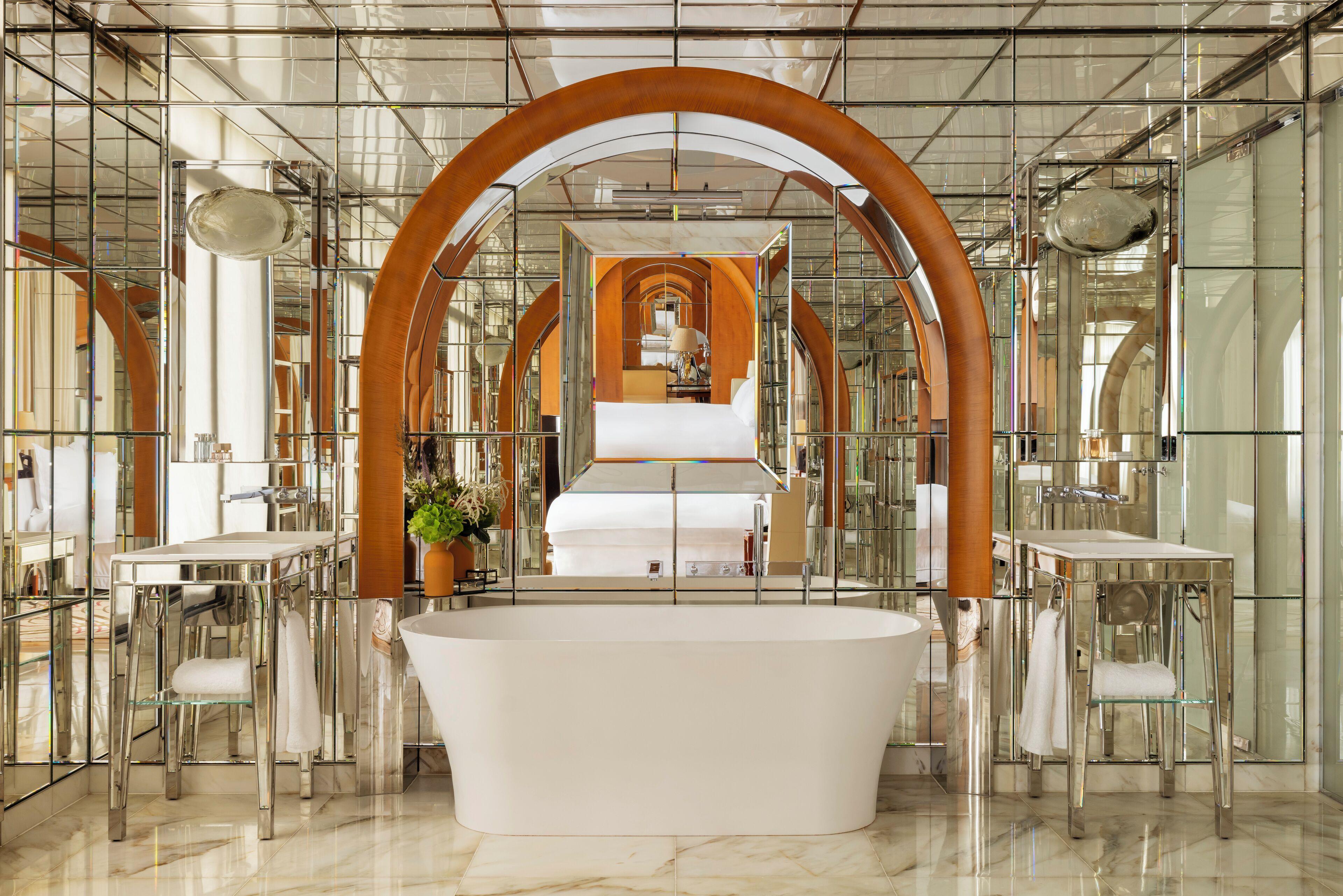 Hotel Le Royal Monceau Raffles